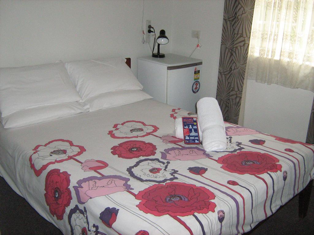 Kookaburra Inn Brisbane Phòng bức ảnh